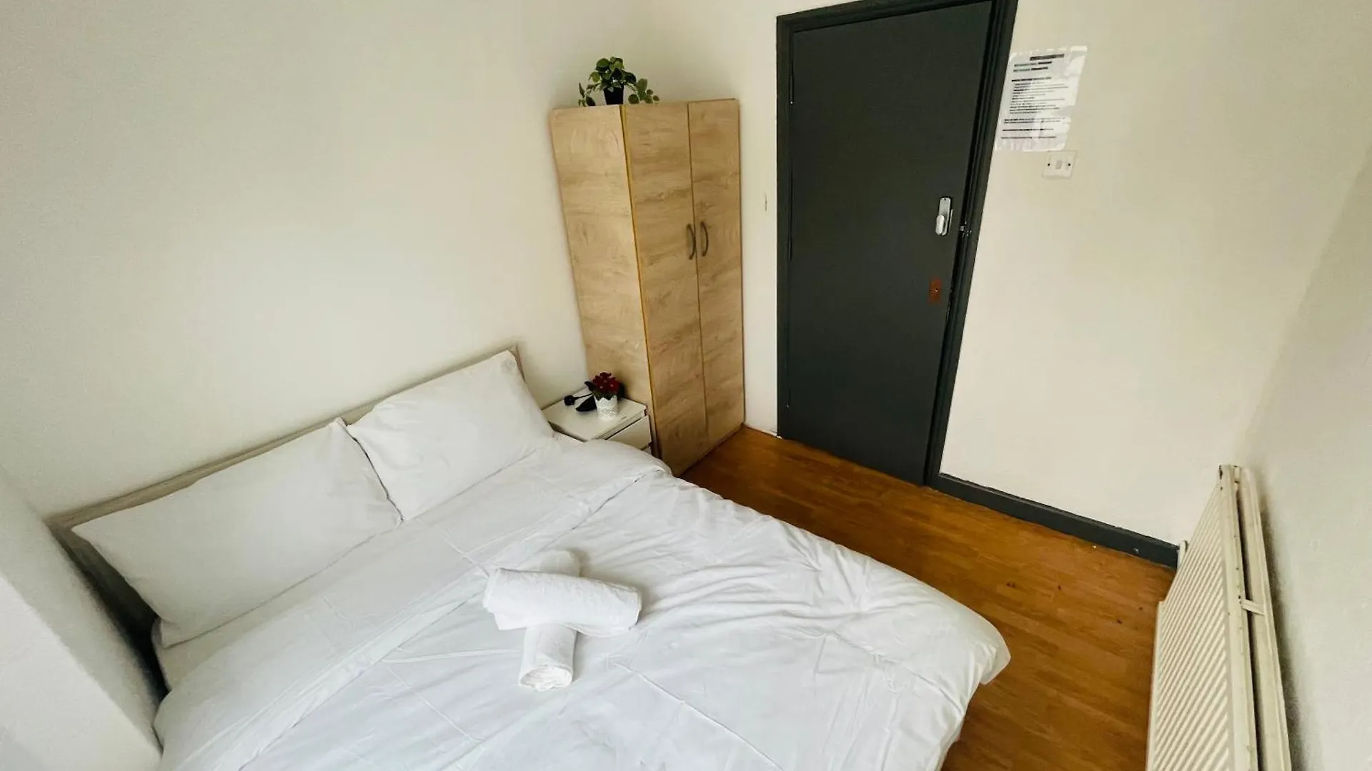 Grundy28 Apartment London